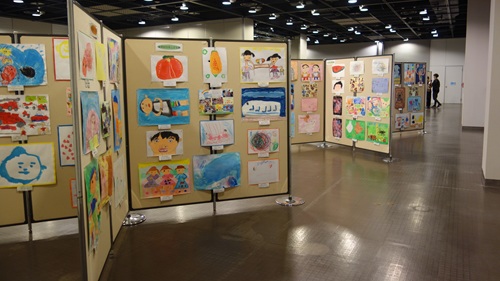 10月こども園・保育園絵画展